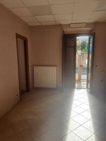 Oltre 3 vetrine in affitto a Orbassano