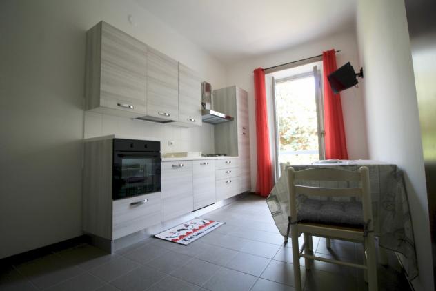 Stanza in appartamento in affitto a Novara - Foto 2