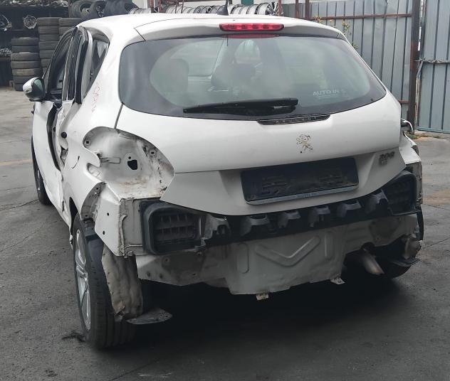 RICAMBI USATI AUTO PEUGEOT 208 Serie 9H06 Diesel 1560 (1219) - Foto 3