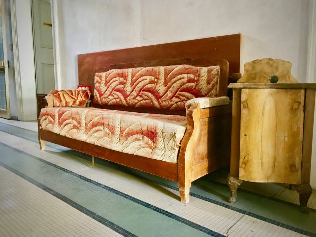 Antico Divano/Letto in Legno Massiccio - Epoca Fine ’800 - Da Restaurare - Foto 2