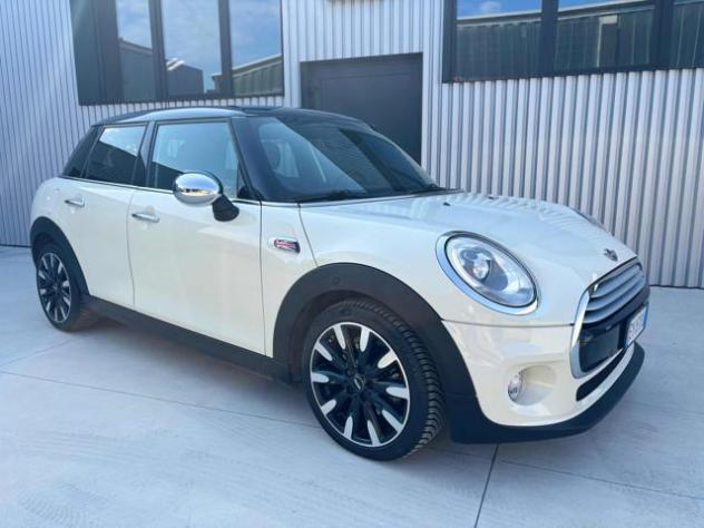 MINI Cooper D 1.5 Cooper D Business AUTO XL 5 porte rif. 23887165