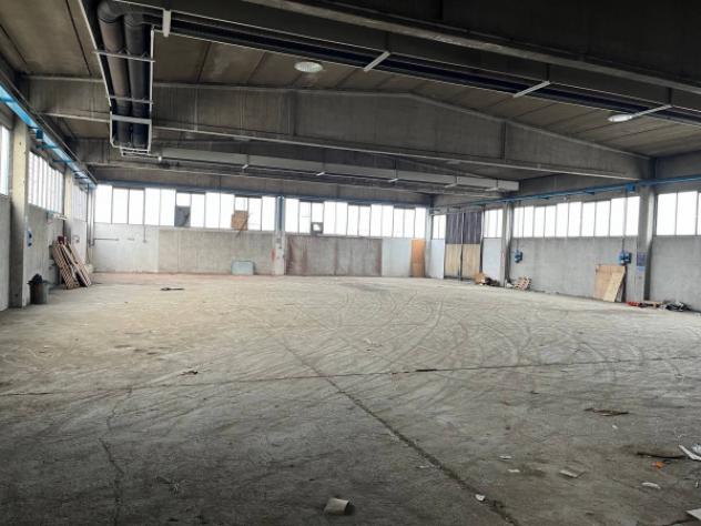 Immobile di 1700 m² con 3 locali in affitto a San Zeno Naviglio - Foto 15