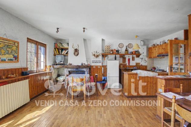 Casa indipendente di 120 m² con 4 locali in vendita a Maccagno con Pino e Veddasca - Foto 7