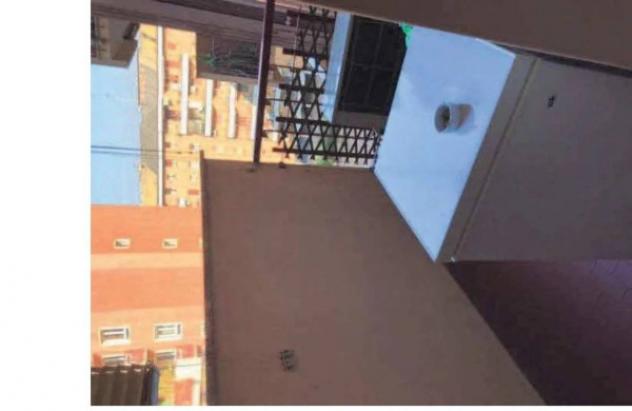 Immobile in asta di 165 m² con più di 5 locali e box auto in vendita a Milano - Foto 4