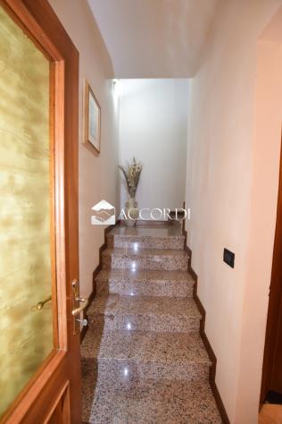 CASA INDIPENDENTE di 11 vani e di 220 mq (VOLPAGO DEL MONTELLO) rif. SW130_3 - Foto 13