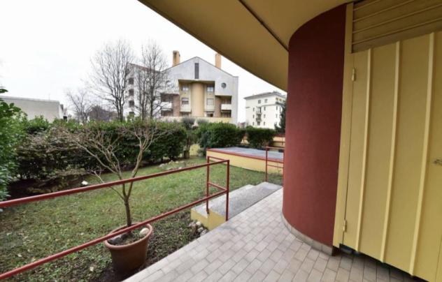 Trilocale arredato con giardino € 950 libero da maggio - Foto 3