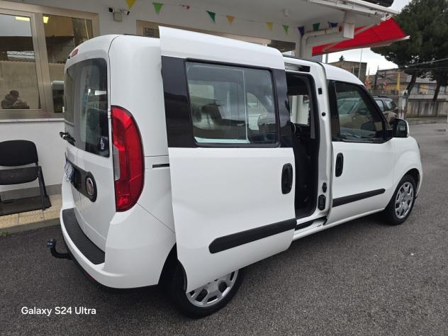 Fiat Doblo Dobl1.3 MJT 16V 95CV Lounge - Foto 2