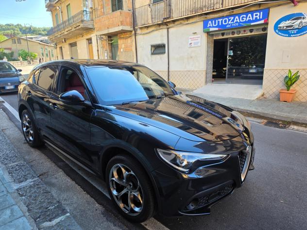 Alfa Romeo Stelvio 2.2 Turbodiesel 210 CV AT8 Q4 Executive - Foto 3