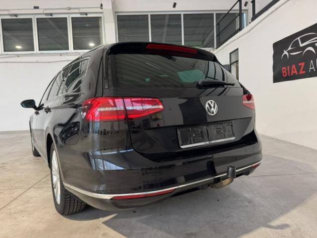 VOLKSWAGEN Passat Variant 2.0 TDI Executive BlueMotion Tech. 150CV rif. 24091150 - Foto 5