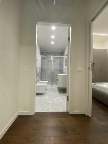 VENDESI, NEL CUORE DEL QUARTIERE NOLO DI MILANO IN VIA VENINI 14 SPLENDIDO BILOCALE DI CIRCA 50 MQ APPENA RISTRUTTURATO E COMPLETAMENTE ARREDATO L' - Foto 18