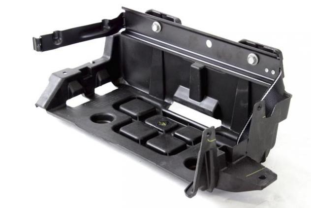 05112061AK SUPPORTO BATTERIA MASERATI GHIBLI 3.0 B 5P AUT (2021) RICAMBIO USATO