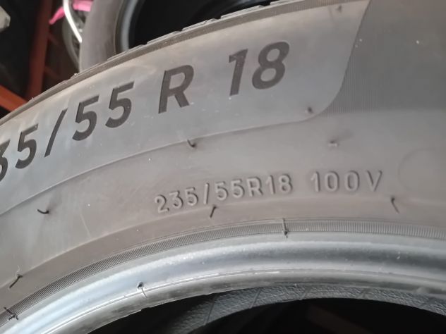 4 pneumatici 235/55r18 100V Michelin Primacy4 al 60% tolte perchè messo le 4 sta - Foto 4