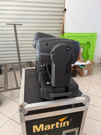 Coppia di Teste Mobili Martin con Flight Case. - Foto 7