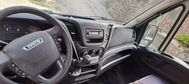 IVECO DAILY 2018 con ribaltabile trilaterale - Foto 4
