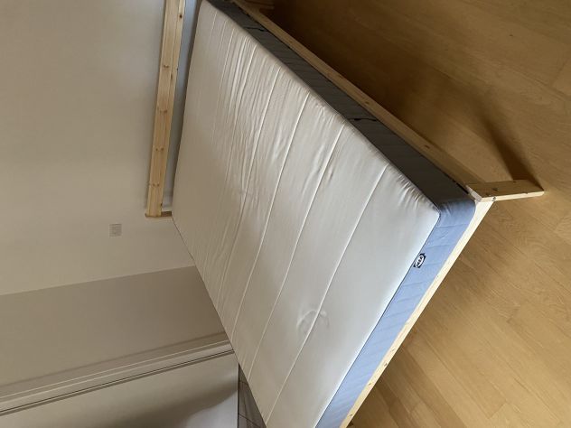 Letto matrimoniale - Foto 2