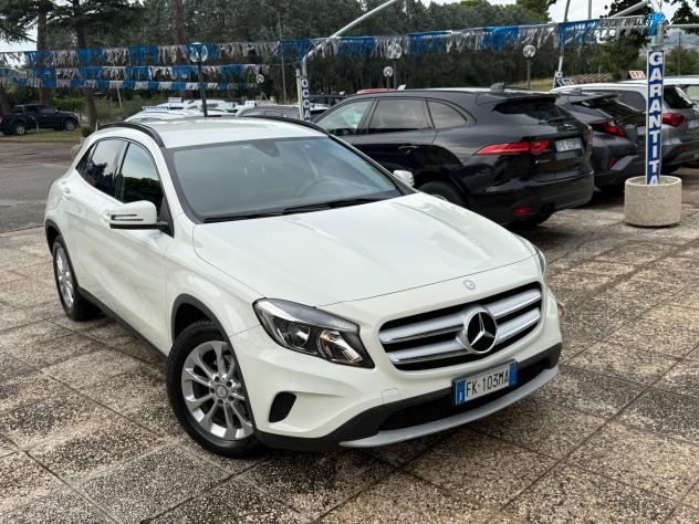 " DA VETRINA " Mercedes-benz GLA 180 d Business