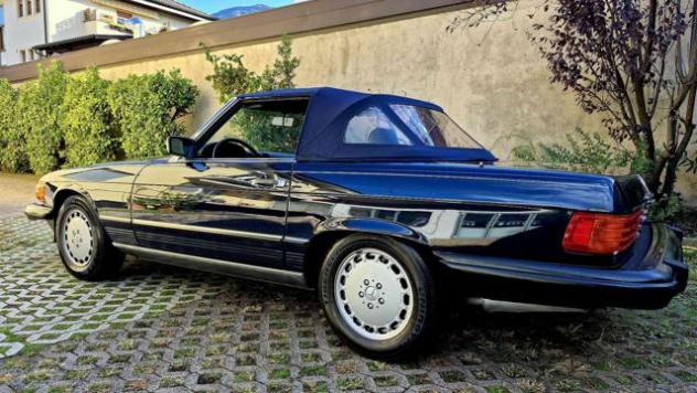 MERCEDES-BENZ SL 560 R107CABRIO rif. 23364337