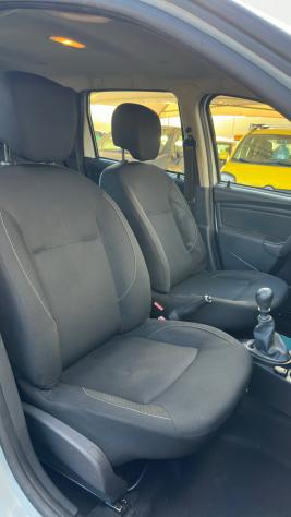 Dacia Duster 1.5 dCi 110CV Start&Stop 4x2 Laurte - Foto 5