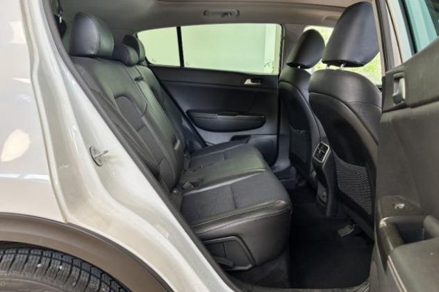 KIA Sportage 1.7 CRDI 2WD Class rif. 23829583 - Foto 10