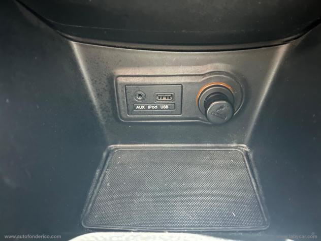 KIA Venga 1.6 CRDi VGT TX - Foto 10