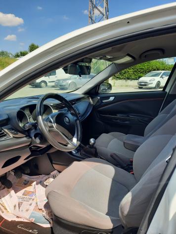 Alfa Romeo Giulietta 1.4 Turbo 120 CV GPL Progression OK NEOPATENTATI - Foto 8