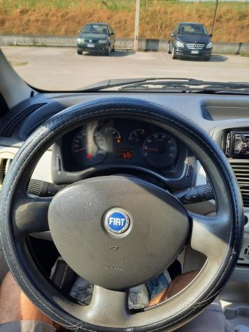 Fiat Punto 1.3 Multijet 16V 3 porte Dynamic OK NEOPATENTATI - Foto 3
