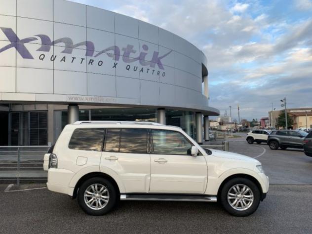 MITSUBISHI Pajero 3.2 DI-D 16V aut. Instyle 4X4 7 POSTI rif. 23949109 - Foto 2