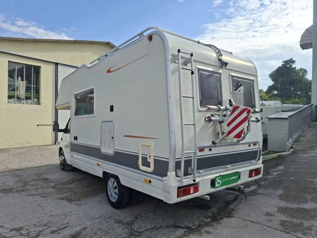 CAMPER ELNAGH FORD MANSARDATO 6 POSTI DINETTE POSTERIORE FOTOVOLTAICO GEMELLATO POSTERIORE CAMPEGGIO USATI GENERALI 1821 - Foto 3