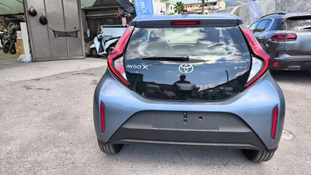Toyota Aygo X 1.5 Hybrid 115 CV 5 porte KM0 2026 - Foto 9