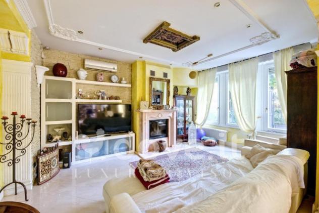 Villa di 286 m² con più di 5 locali e posto auto in vendita a Varese - Foto 10