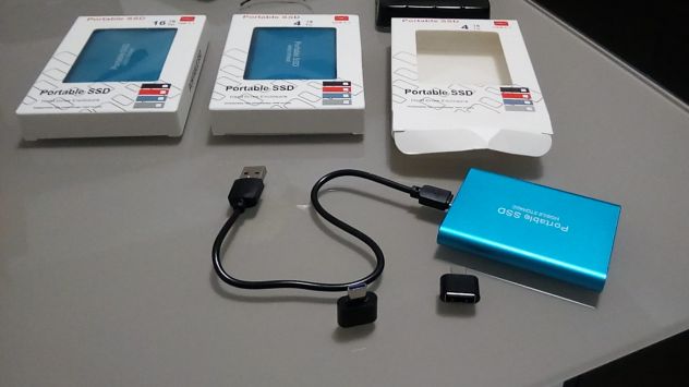 SSD esterno di 16 TeraByte - NUOVO