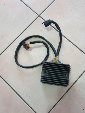 REGOLATORE DI TENSIONE DUCATI ENERGIA PIAGGIO BEVERLY 500 2005 2006