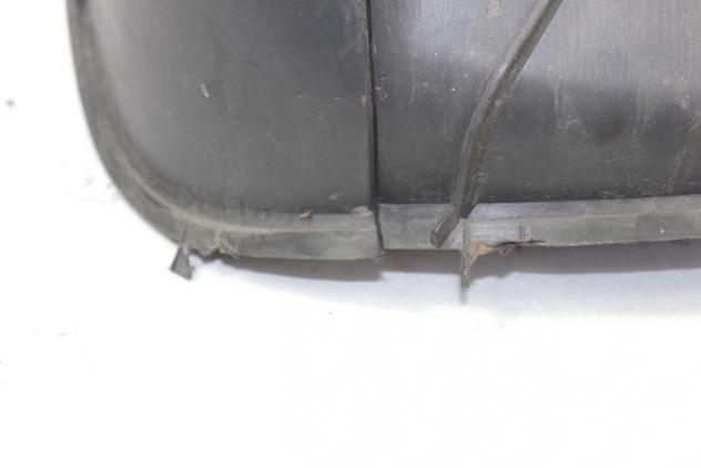 PARAFANGO ANTERIORE INTERNO MALAGUTI MADISON 125 1999 - 2001 1-000-296-585 INTERNAL FRONT FENDER ATTACCHI DANNEGGIATI - Foto 3