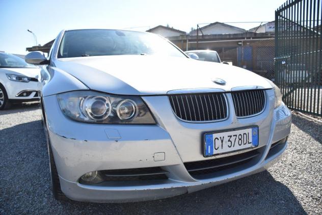 BMW Serie 3 Touring 330d Futura - AUTO D'OCCASIONE - PELLE - NAVI - CRUISE - SENSORI - BT - Foto 2