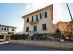 Villa in vendita a Sant'Anna - Lucca 300 mq  Rif: 1053187