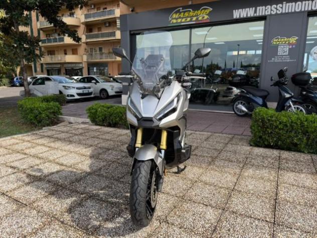 HONDA X-ADV 750 TUTTO INCLUSO ANCHE PASSAGGIO! MINI RATE rif. 24199402 - Foto 10