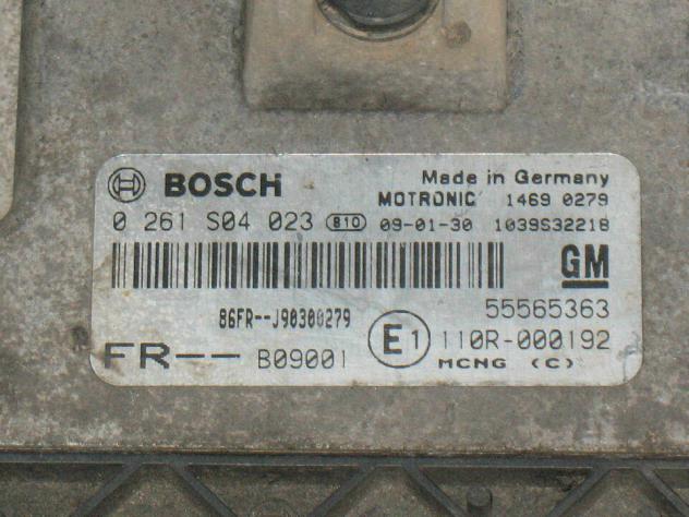 0261S04023 ECU OPEL ZAFIRA 0261S04023 ME7.6.4 55565363 89FR J90300279 - Foto 2