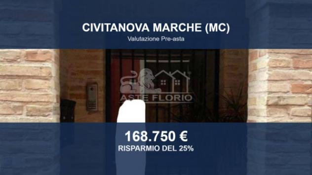 Immobile in asta di 148 m² con più di 5 locali in vendita a Civitanova Marche