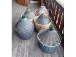 **DAMIGIANE IN VETRO 54 E 28 LITRI – VINO, ARREDAMENTO ED EVENTI**