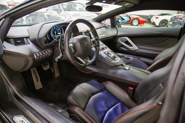 Lamborghini Aventador 6.5 V12 LP700-4 - Foto 9