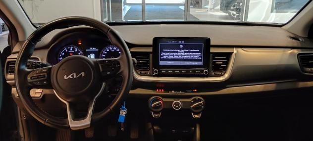 Kia Stonic 1.2 DPI URBAN - Foto 4