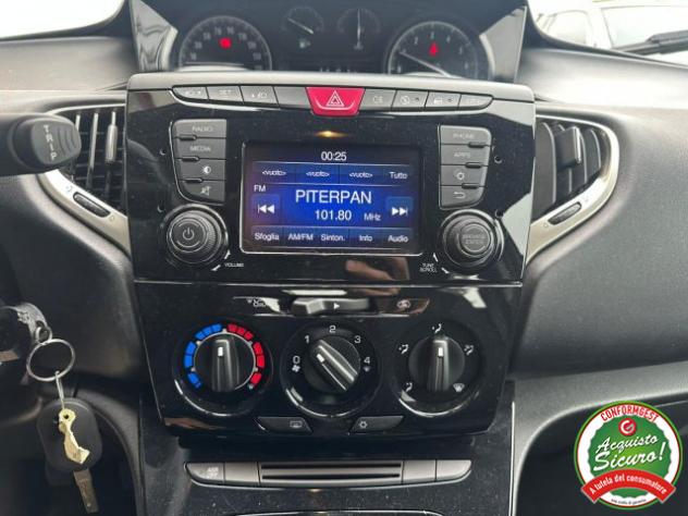 LANCIA Ypsilon 1.2 69 CV 5 porte Gold rif. 23872200 - Foto 8