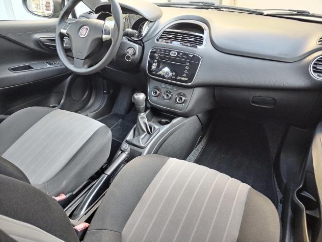 Fiat Punto 1.3 MJT II S&S 95 CV 5 porte Street - Foto 8