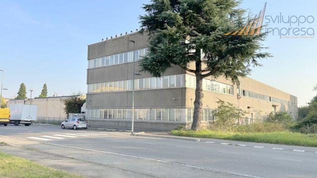 CAPANNONE INDIPENDENTE CON PALAZZINA UFFICI VICINANZE AUTOSTRADA A8 - Foto 7