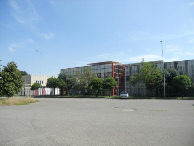 Immobile di 5000 m² con più di 5 locali in affitto a Rho - Foto 18
