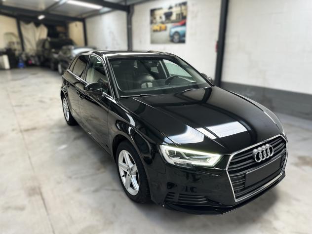 Audi A3 SPB 30 g-tron S tronic Business - Foto 2