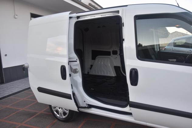 Fiat Doblo 1.6 mtj 105cv Lounge 3 posti - Foto 6