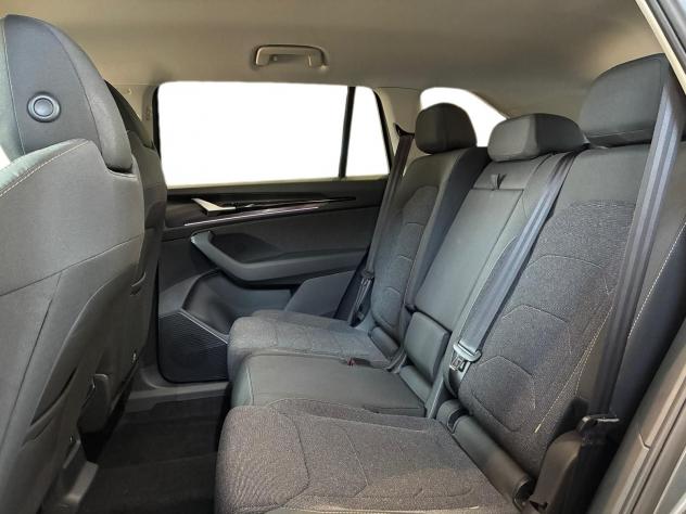 Škoda Kodiaq 2.0 TDI EVO SCR DSG Selection - Foto 9