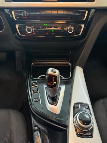 Bmw 316d Touring AUTOMATICO FULL OPTIONAL SEMPRE TAGLIANDATO - Foto 10