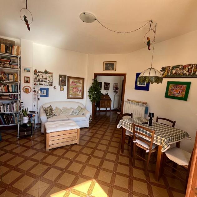 Appartamento in vendita -- Pitigliano (GR), zona nuova
In una tranquilla e comoda zona residenziale di Pitigliano, proponiamo in vendita un appartame - Foto 11